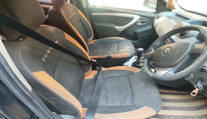 2016 Renault Duster 85 PS RXL DIESEL EXPLORE LE, Diesel, Manual, 1,34,355 km, interior
