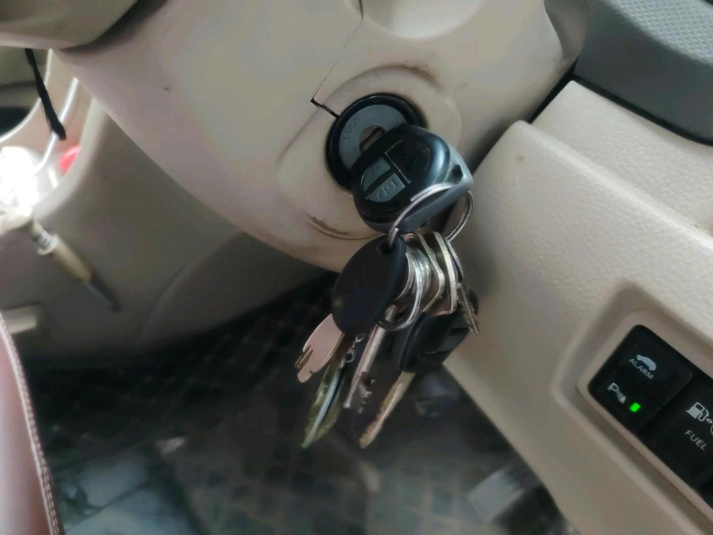 2018 Maruti Ertiga VXI CNG, CNG, Manual, 1,24,419 km, interior