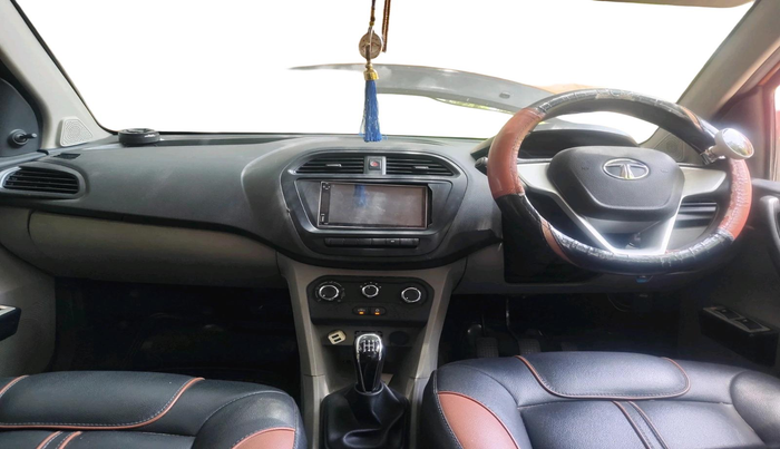 2016 Tata Tiago XE PETROL, Petrol, Manual, 69,594 km, interior