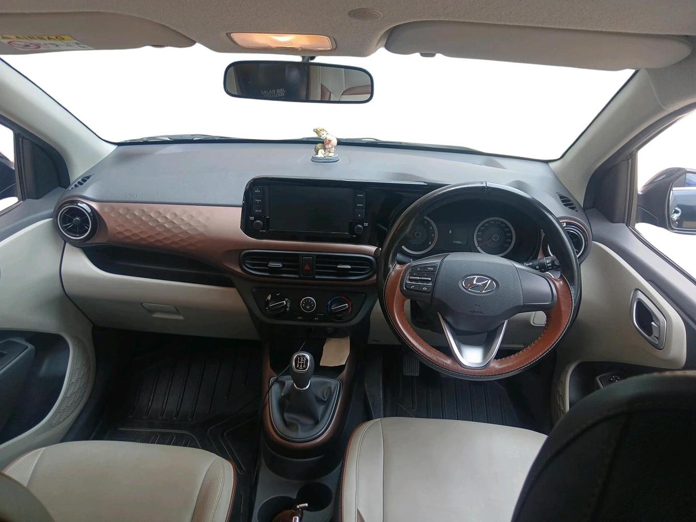2022 Hyundai AURA SX 1.2 CNG, CNG, Manual, 37,596 km, interior