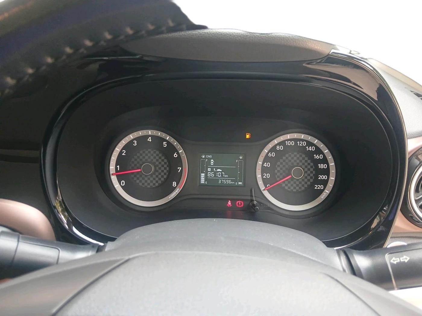 2022 Hyundai AURA SX 1.2 CNG, CNG, Manual, 37,596 km, interior