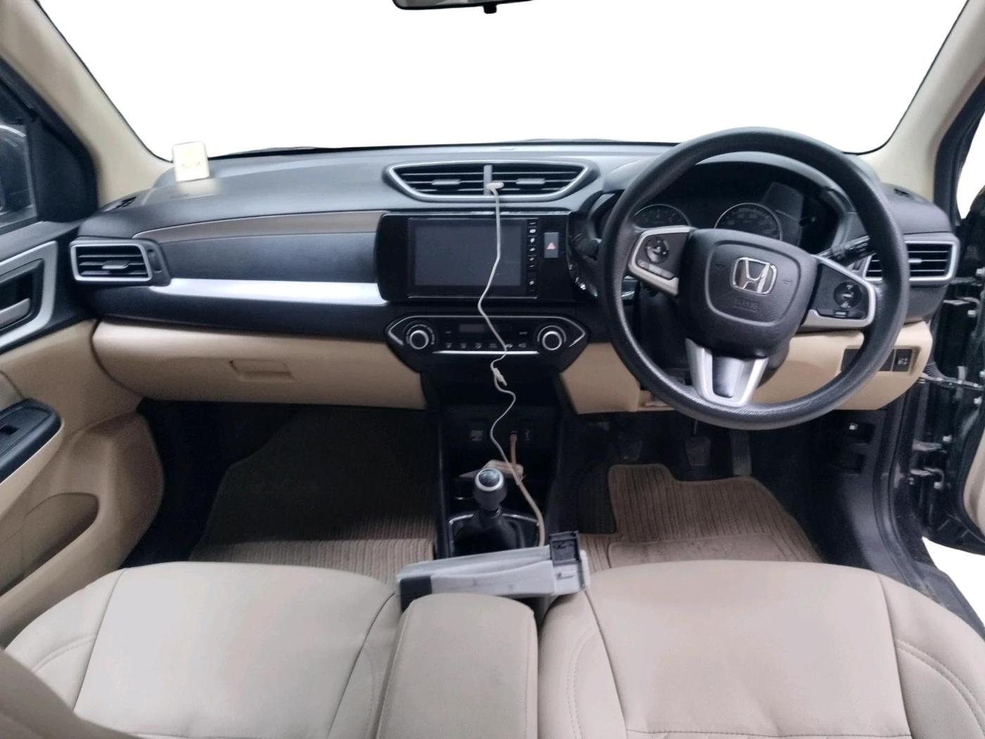 2023 Honda Amaze 1.2L I-VTEC VX, Petrol, Manual, 21,788 km, interior