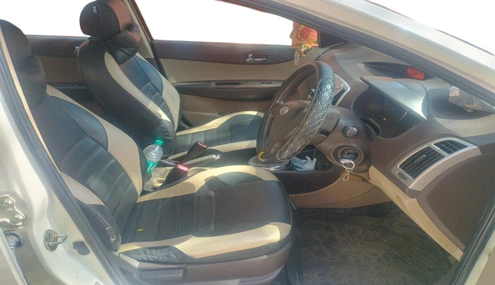 2011 Hyundai i20 MAGNA (O) 1.2, Petrol, Manual, 98,245 km, interior