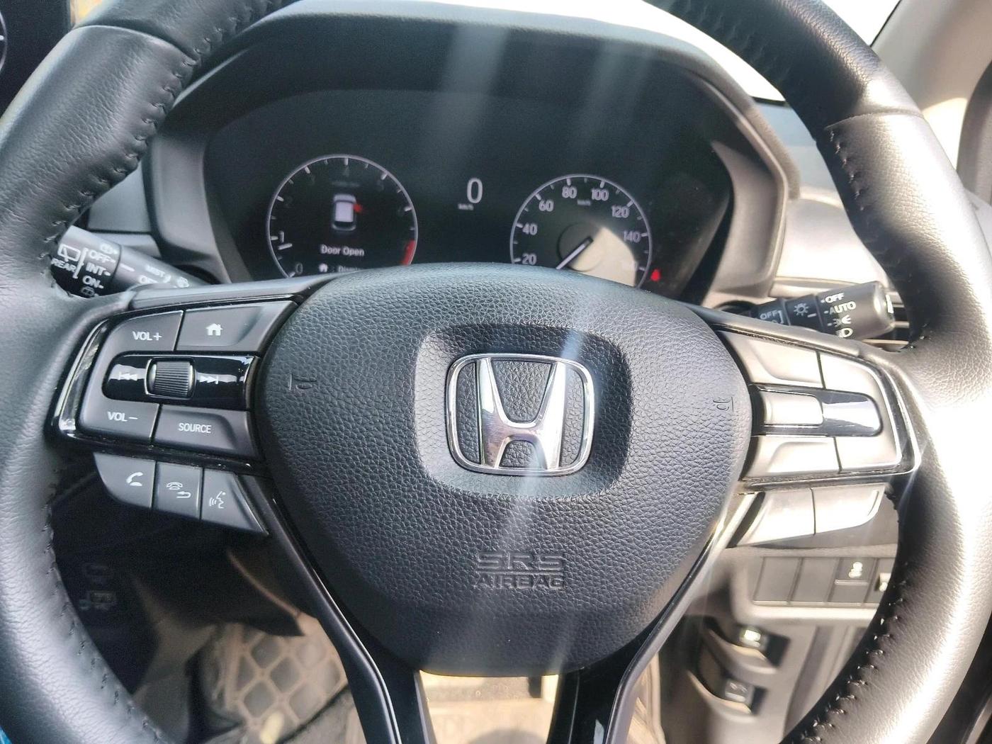 2025 Honda ELEVATE ZX CVT Black Edition, Petrol, Automatic, 18,445 km, interior