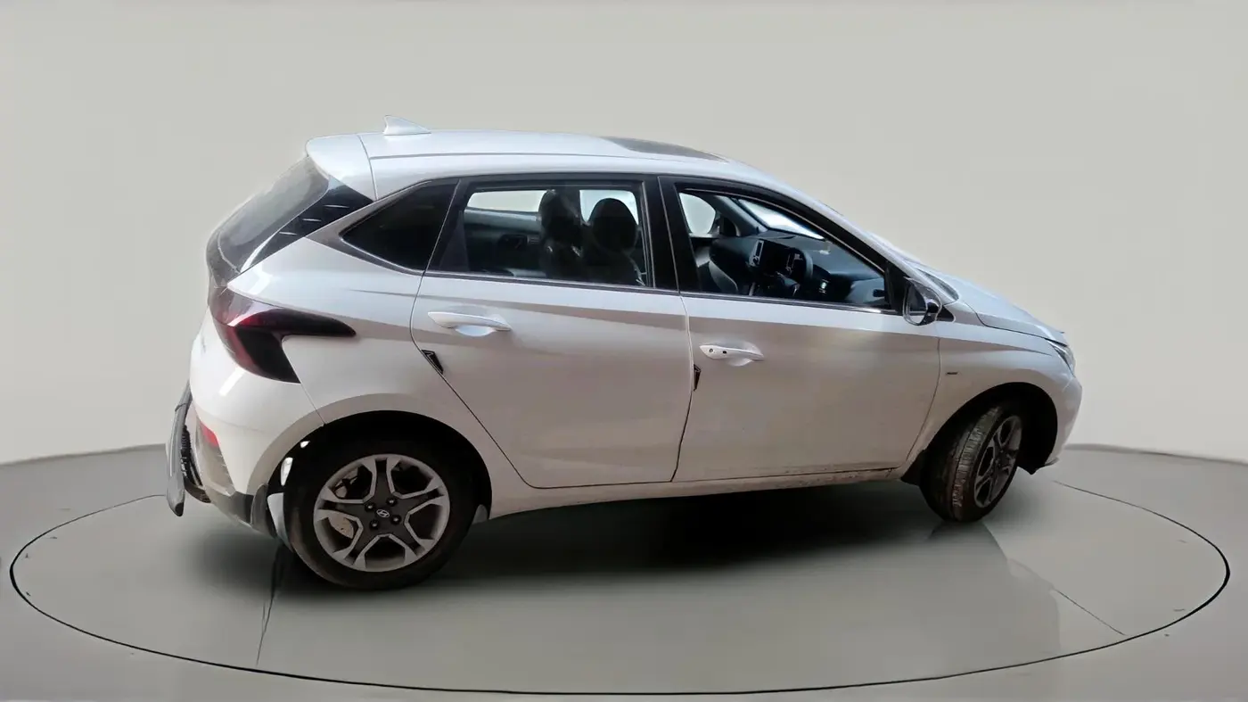 2025 Hyundai NEW I20 Sportz (O) 1.2 IVT, Petrol, Automatic, 3,232 km, exterior