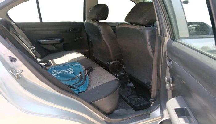 2011 Maruti Swift Dzire LXI, CNG, Manual, 1,48,971 km, interior