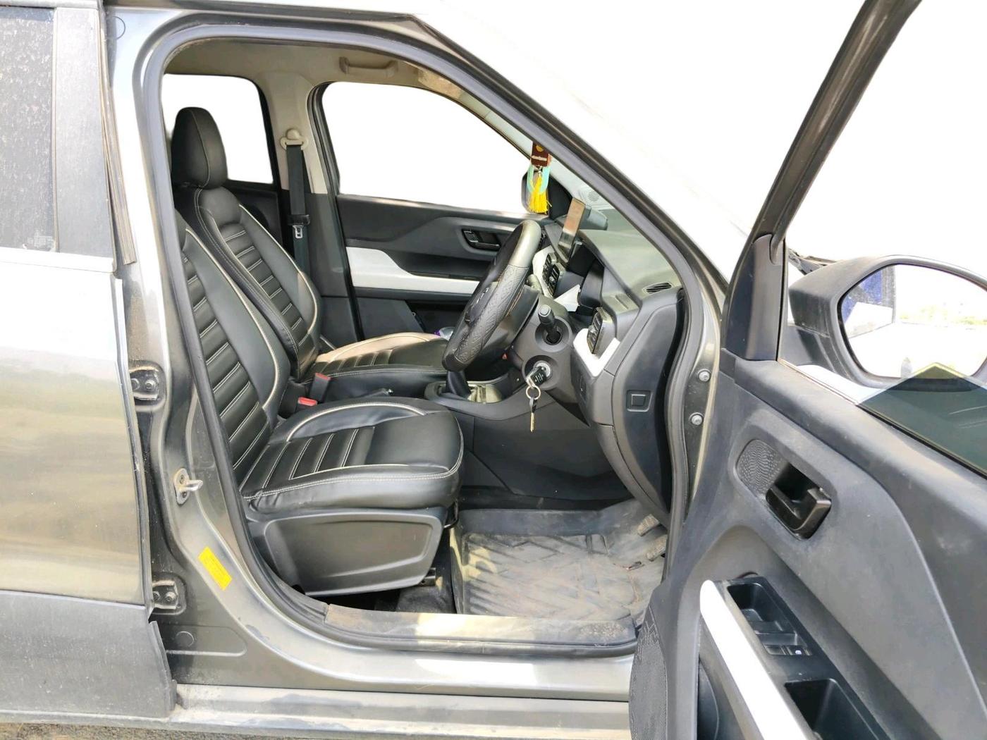 2022 Tata PUNCH PURE MT, Petrol, Manual, 16,140 km, interior