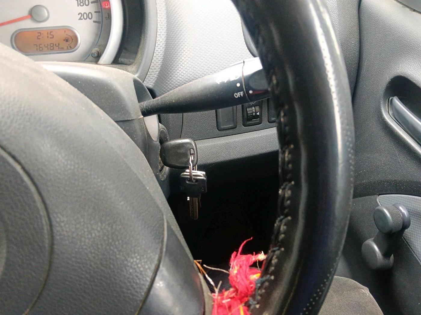 2013 Maruti Ritz LXI, Petrol, Manual, 76,484 km, interior