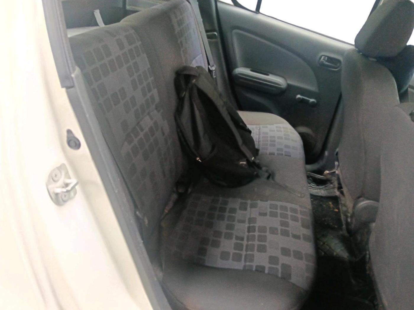 2013 Maruti Ritz LXI, Petrol, Manual, 76,484 km, interior