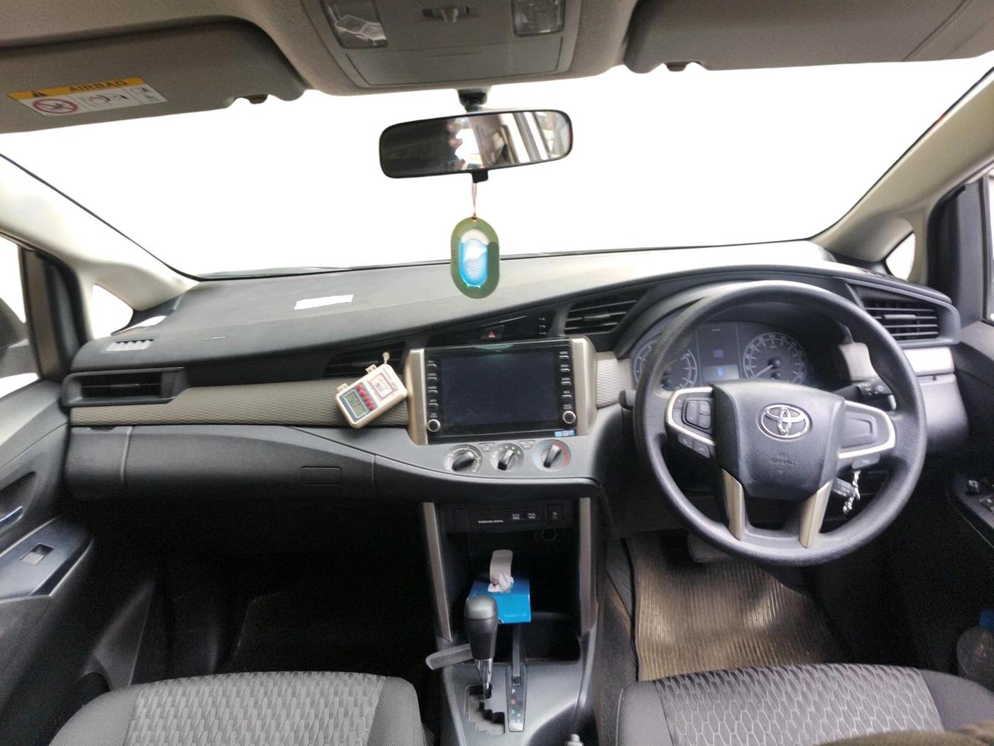 2021 Toyota Innova Crysta 2.7 GX AT 8 STR, Petrol, Automatic, 54,447 km, interior