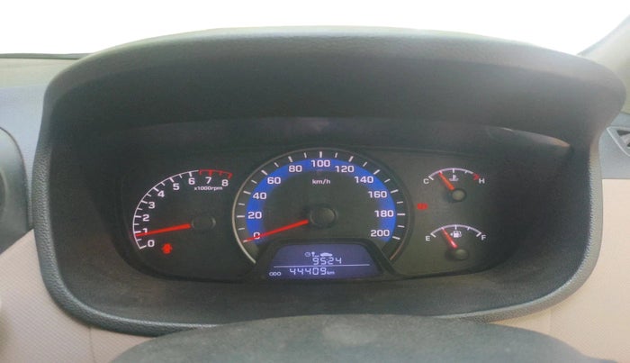 2016 Hyundai Xcent SX 1.2, Petrol, Manual, 44,409 km, interior