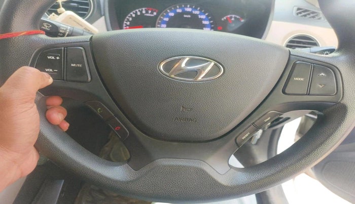 2016 Hyundai Xcent SX 1.2, Petrol, Manual, 44,409 km, interior