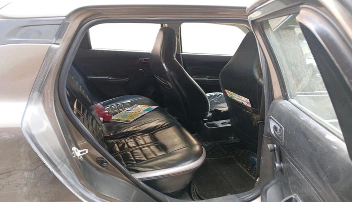 2019 Maruti Swift LXI, CNG, Manual, 61,355 km, interior