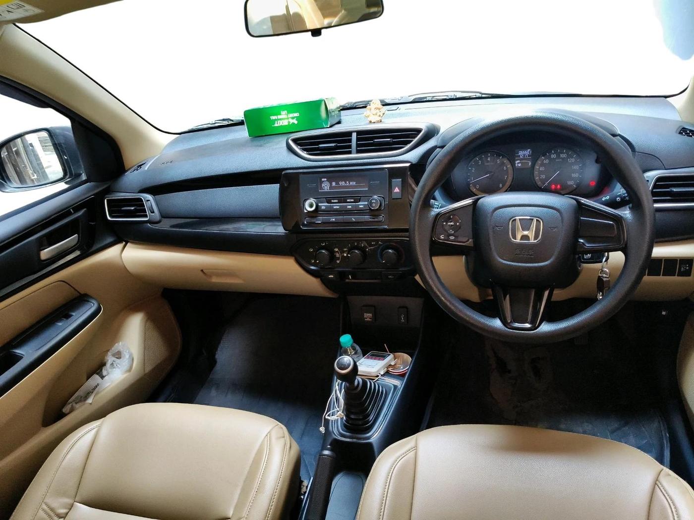 2018 Honda Amaze 1.2L I-VTEC S, Petrol, Manual, 66,601 km, interior