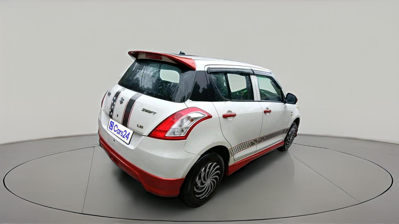 2016 Maruti Swift LXI (O), CNG, Manual, 57,682 km, exterior