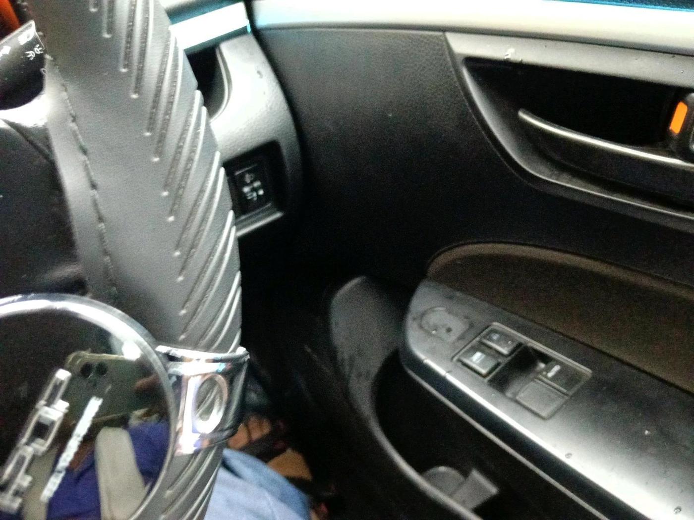 2016 Maruti Swift LXI (O), CNG, Manual, 57,682 km, interior