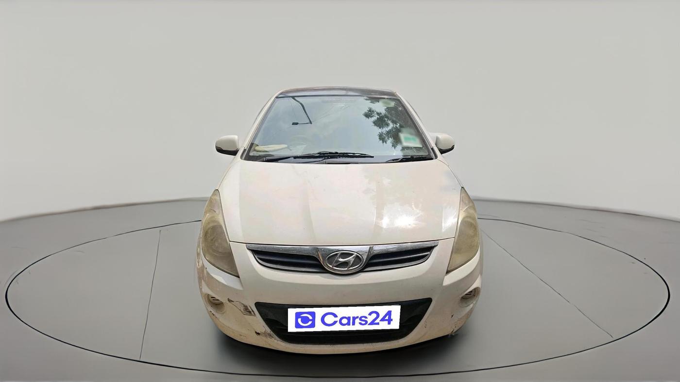 2011 Hyundai i20 SPORTZ 1.2, CNG, Manual, 1,60,727 km, exterior