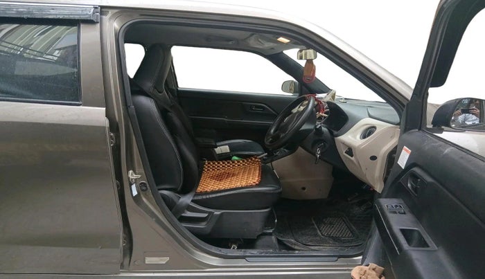 2019 Maruti New Wagon-R LXI CNG (O) 1.0, CNG, Manual, 1,24,068 km, interior