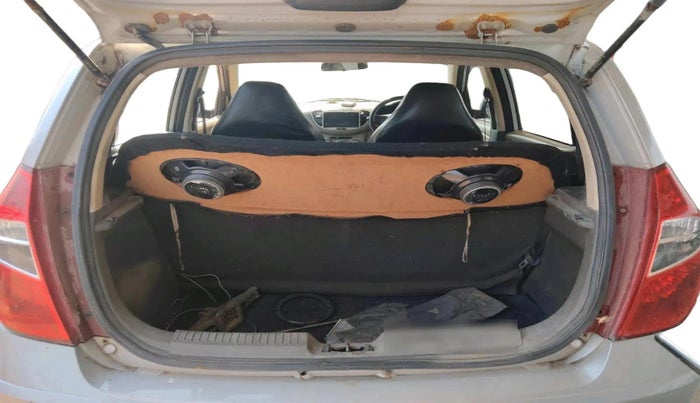 2013 Hyundai Grand i10 MAGNA 1.2 KAPPA VTVT, Petrol, Manual, 1,02,523 km, exterior