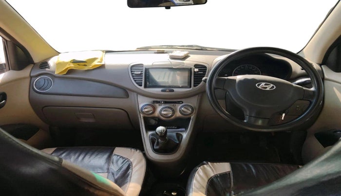 2013 Hyundai Grand i10 MAGNA 1.2 KAPPA VTVT, Petrol, Manual, 1,02,523 km, interior