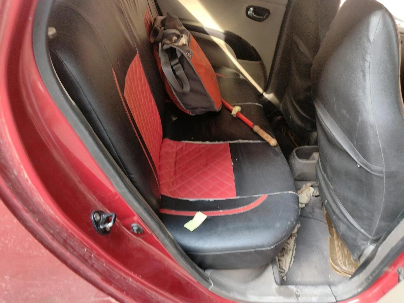 2011 Hyundai i10 MAGNA 1.2, Petrol, Manual, 32,184 km, interior