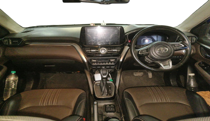 2023 Toyota URBAN CRUISER HYRYDER V HYBRID, Hybrid, Automatic, 30,513 km, interior