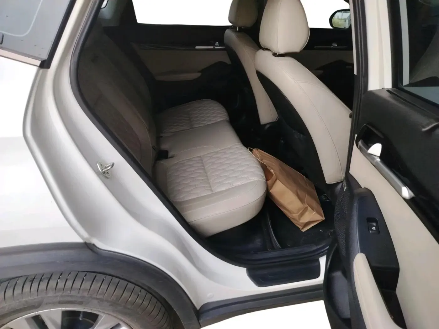 2020 KIA SELTOS HTX PLUS 1.5 DIESEL, Diesel, Manual, 50,305 km, interior