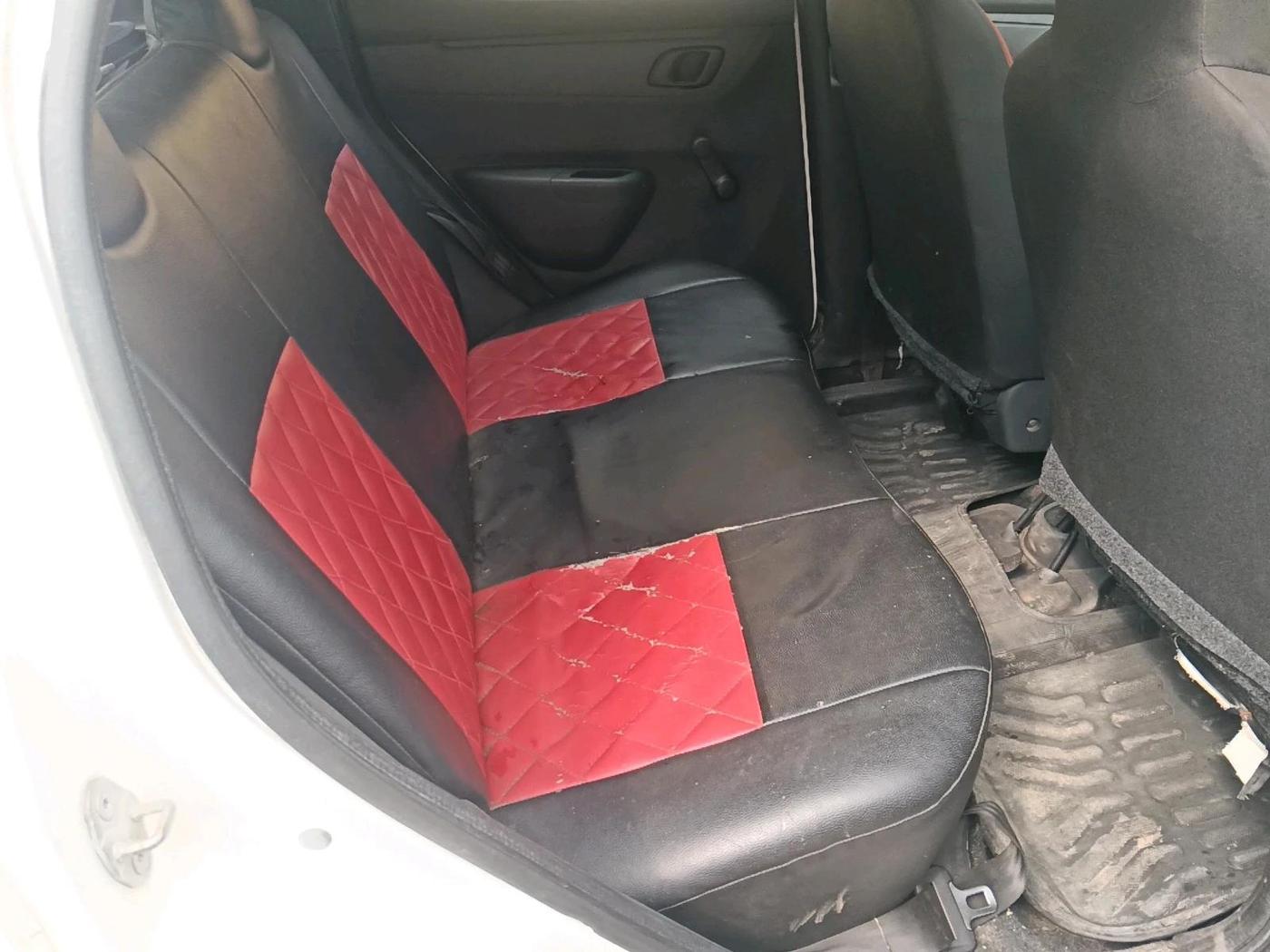 2016 Renault Kwid RXT 0.8, Petrol, Manual, 43,302 km, interior