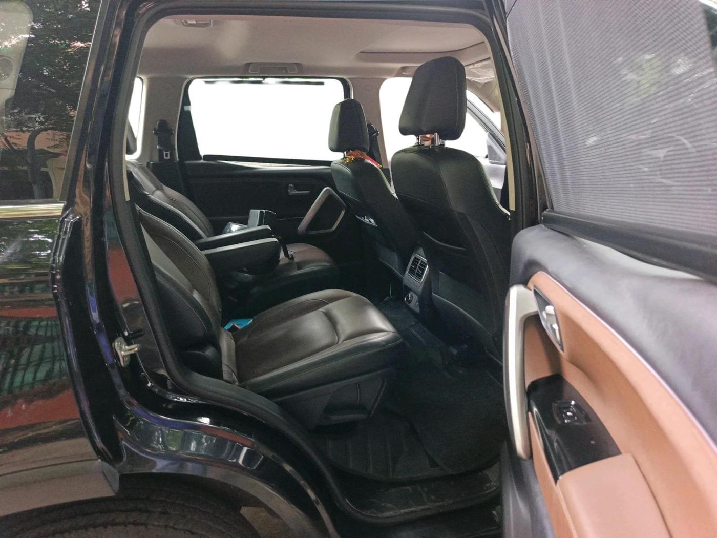 2024 Mahindra SCORPIO-N Z8 L DIESEL AT 2WD 6 STR, Diesel, Automatic, 34,615 km, interior