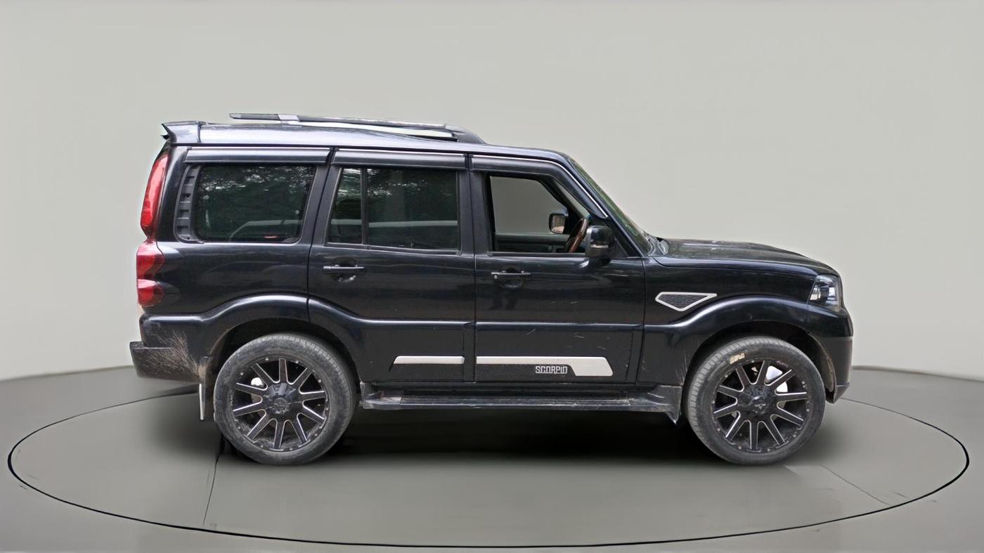 2019 Mahindra Scorpio S9, Diesel, Manual, 75,476 km, exterior