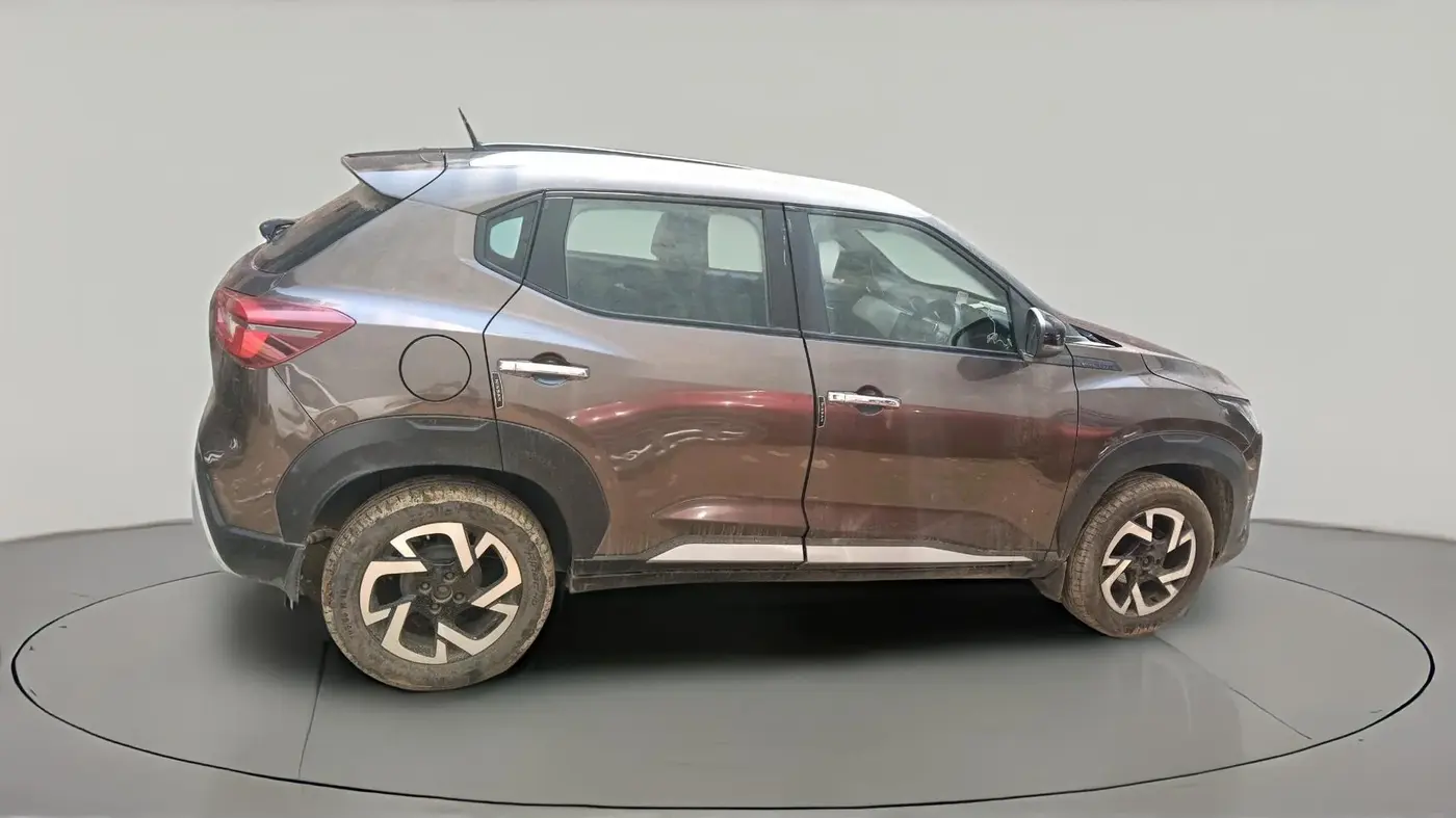 2021 Nissan MAGNITE XV MT, Petrol, Manual, 1,31,935 km, exterior
