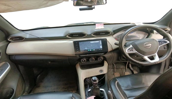 2021 Nissan MAGNITE XV MT, Petrol, Manual, 1,31,935 km, interior