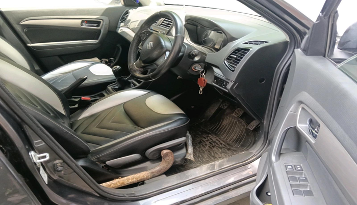 2016 Maruti Vitara Brezza ZDI, Diesel, Manual, 38,747 km, interior