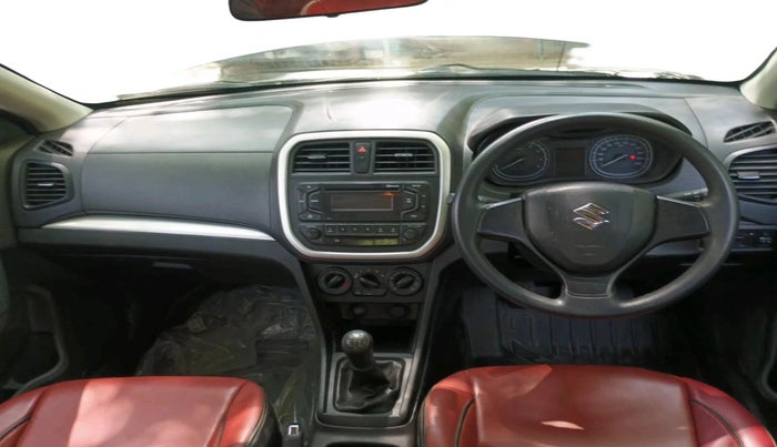 2020 Maruti Vitara Brezza LXI, Petrol, Manual, 62,273 km, interior