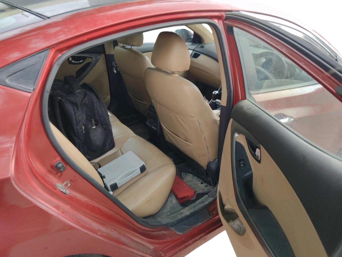 2014 Hyundai New Elantra 1.8 SX MT VTVT, Petrol, Manual, 83,127 km, interior