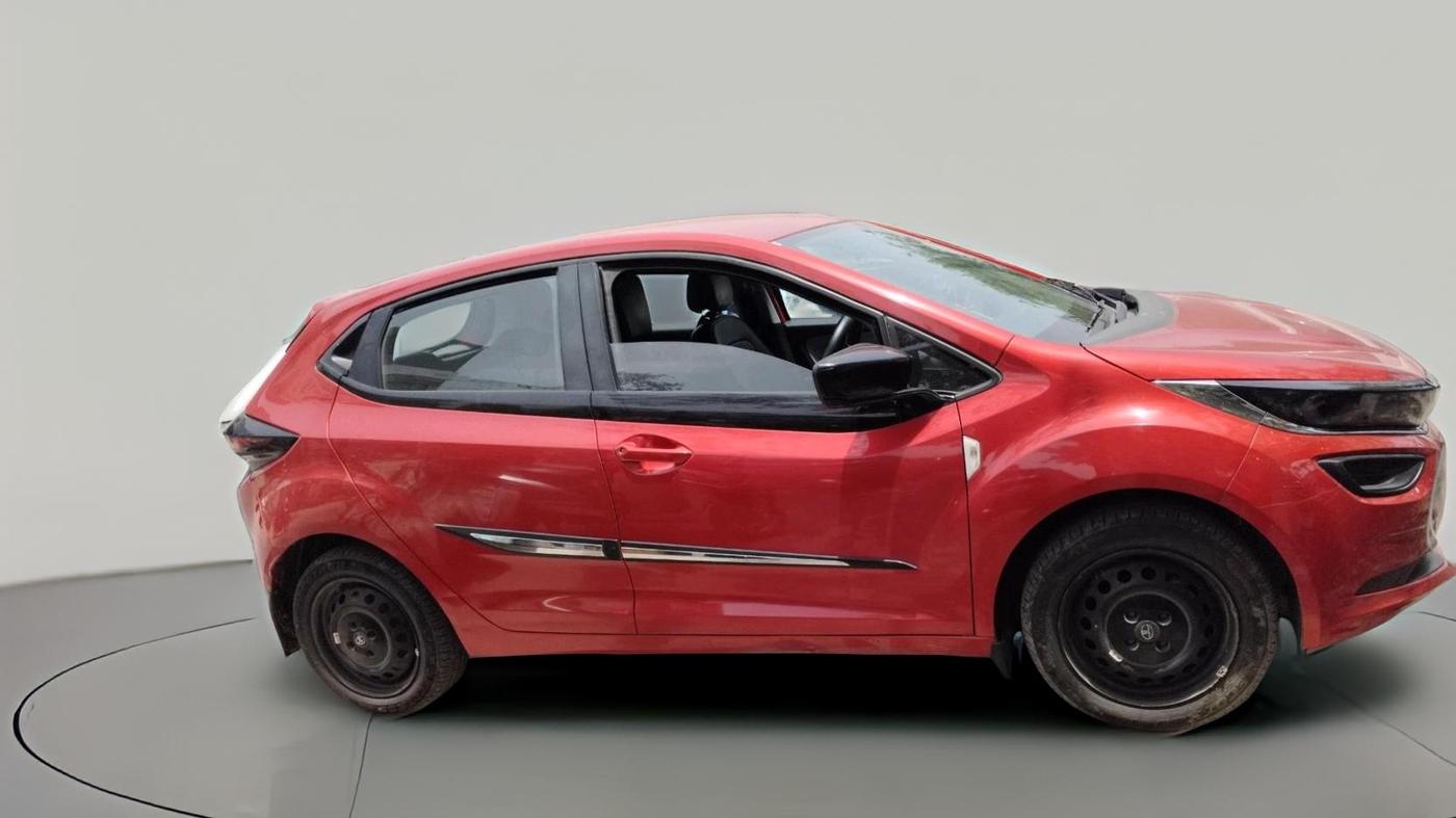 2025 Tata ALTROZ XE CNG, CNG, Manual, 12,907 km, exterior