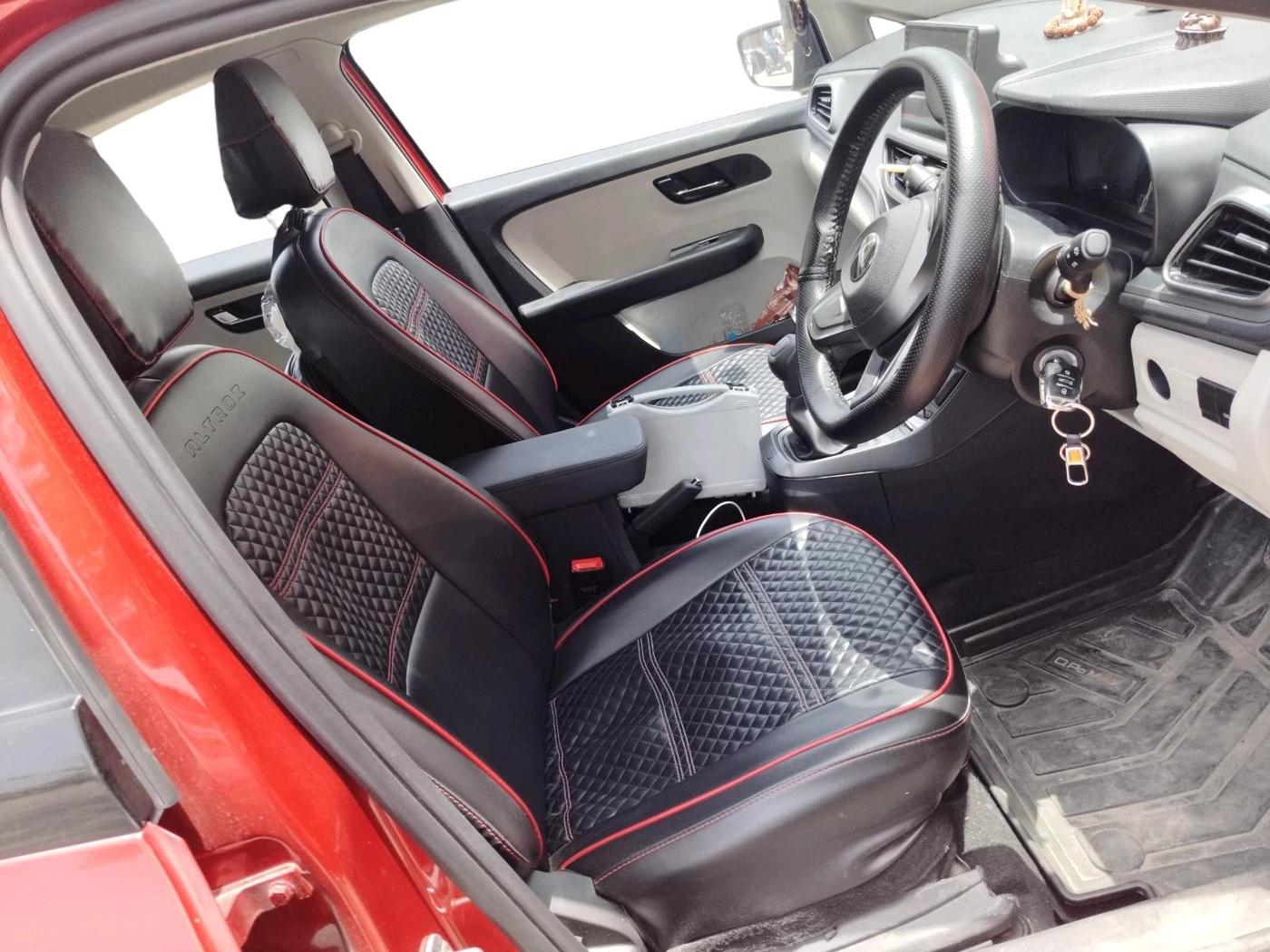 2025 Tata ALTROZ XE CNG, CNG, Manual, 12,907 km, interior