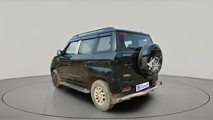2016 Mahindra TUV300 T8, Diesel, Manual, 1,14,549 km, exterior