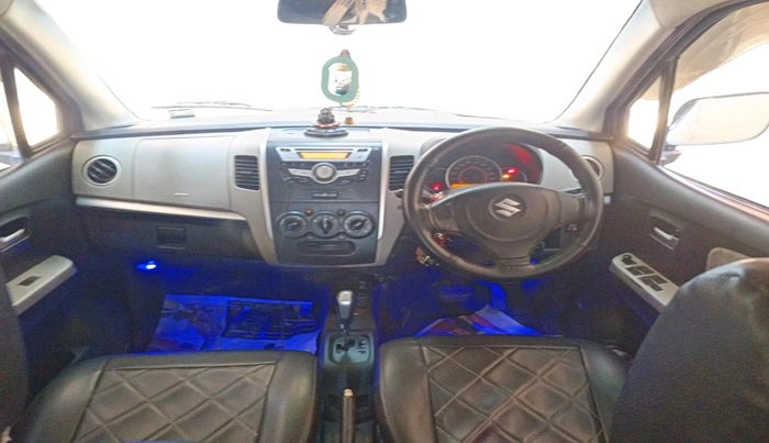 2016 Maruti Wagon R 1.0 VXI AMT, CNG, Automatic, 78,722 km, interior