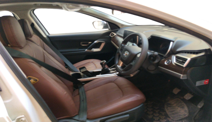 2021 Tata Harrier XT PLUS 2.0L KRYOTEC, Diesel, Manual, 38,254 km, interior