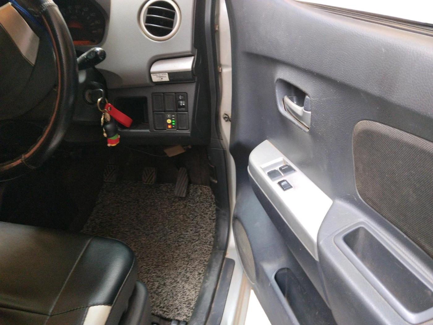 2012 Maruti Wagon R 1.0 LXI CNG, CNG, Manual, 62,566 km, interior