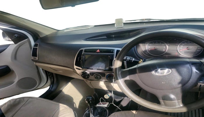 2012 Hyundai i20 MAGNA 1.2, Petrol, Manual, 88,889 km, interior