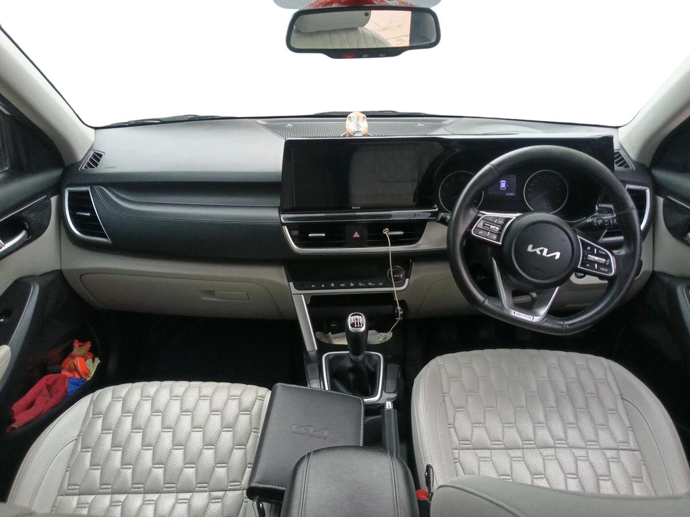 2022 KIA SELTOS HTX PETROL 1.5, Petrol, Manual, 61,983 km, interior