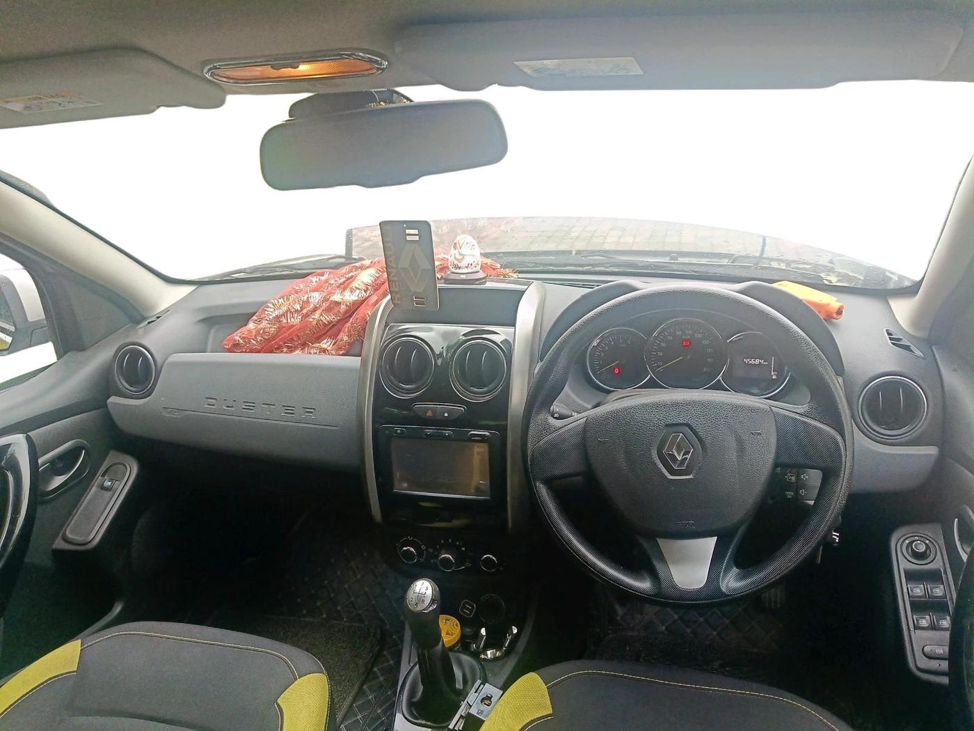 2017 Renault Duster 85 PS RXS SANDSTORM EDITION DIESEL, Diesel, Manual, 45,684 km, interior