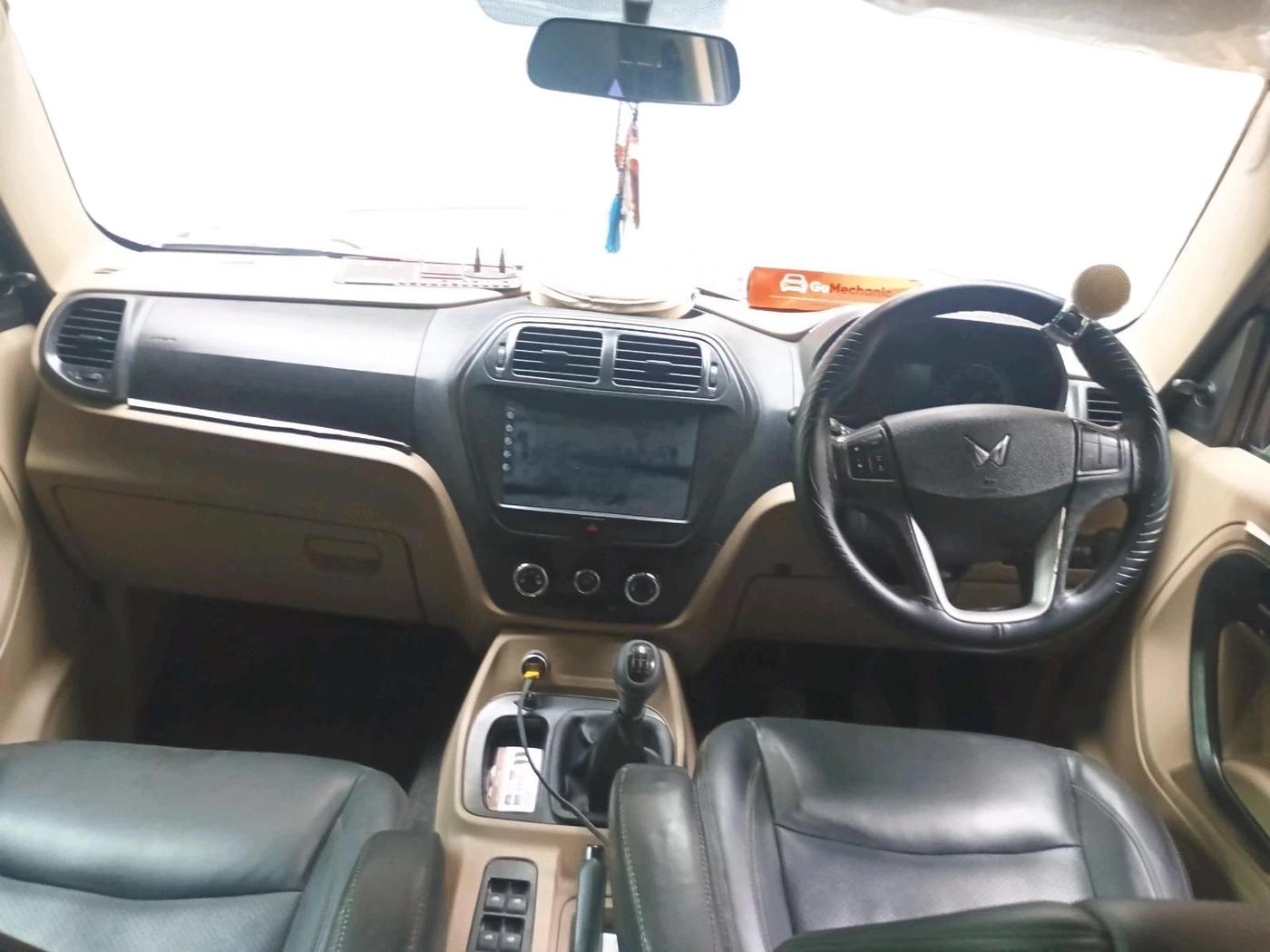2024 Mahindra BOLERO NEO N 4, Diesel, Manual, 32,946 km, interior