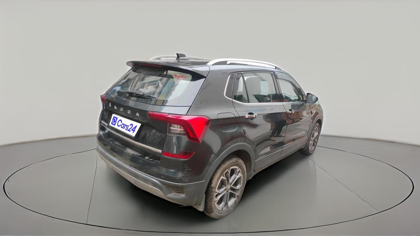 2022 Skoda KUSHAQ STYLE 1.0L TSI AT (6 AIRBAGS), Petrol, Automatic, 25,086 km, exterior