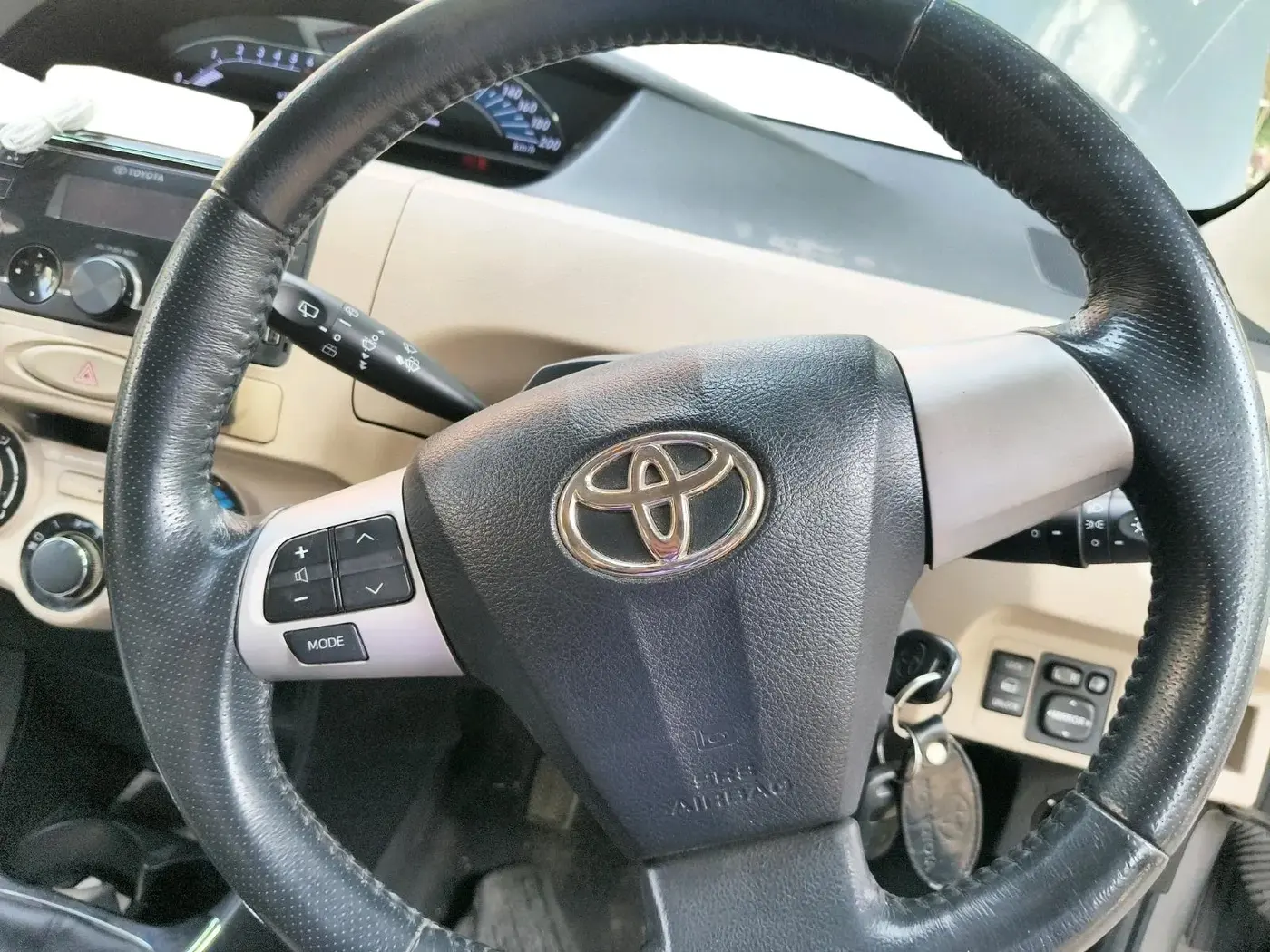 2016 Toyota Etios Liva VX, Petrol, Manual, 19,804 km, interior