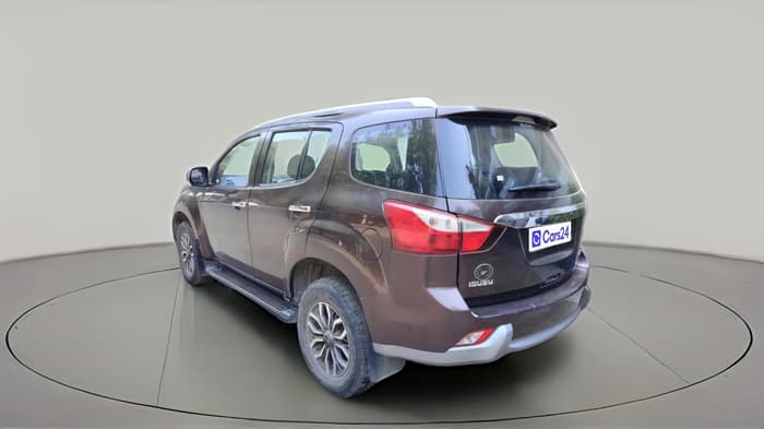 2017 ISUZU MU-X 4x2 AT, Diesel, Automatic, 1,23,511 km, exterior