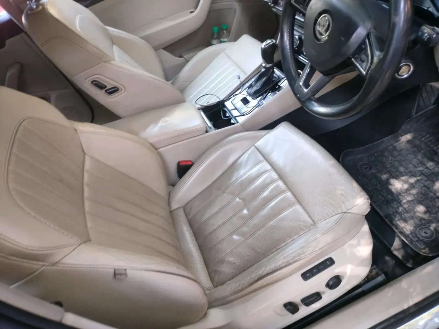 2017 Skoda Superb L&K 2.0 TDI AT, Diesel, Automatic, 1,15,440 km, interior