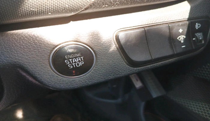 2020 KIA SELTOS HTK PLUS AT 1.5 DIESEL, Diesel, Automatic, 78,497 km, interior